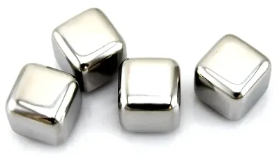 Isterningar i stål, 4-pack