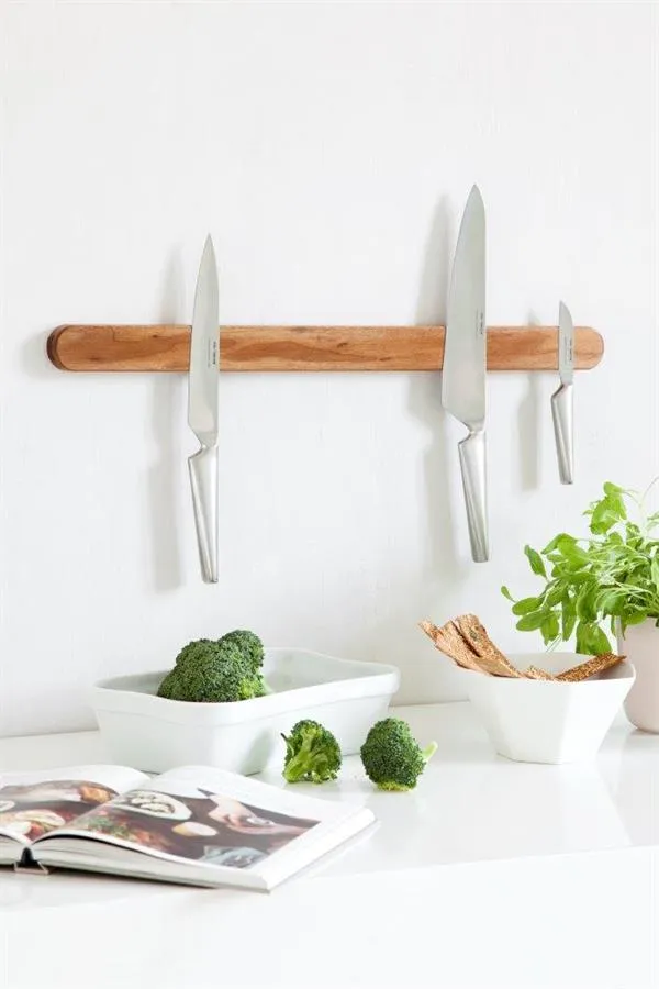 Knivmagnet - Längd - Valnöt 59x4,5x2 Cm