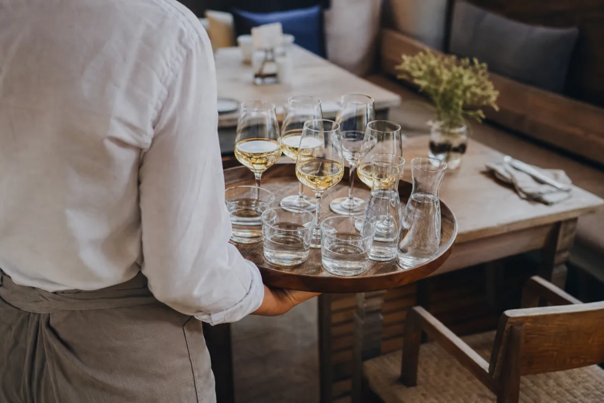Serveringsbrickor för rundor och större beställningar